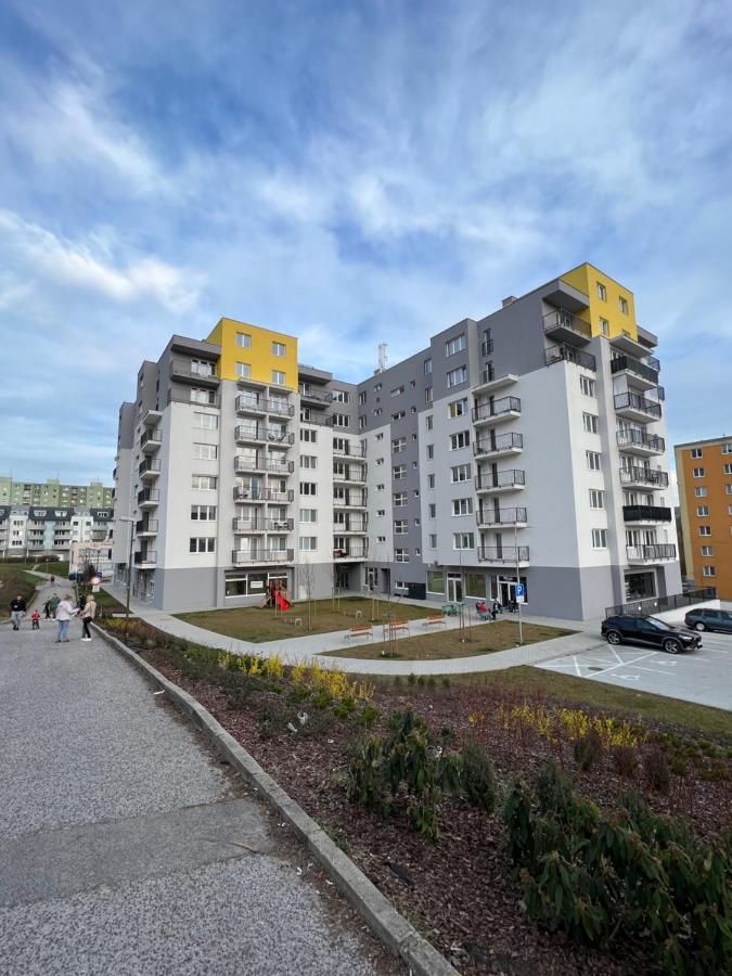 Cozy Stay Apartment Trenčín Exterior foto